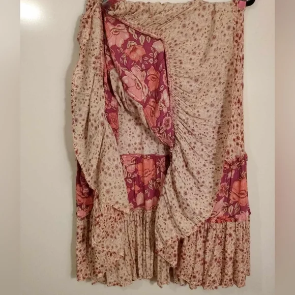 Spell & The Gypsy Winona tiered skirt "Berry" size Large NWOT - Picture 12 of 13